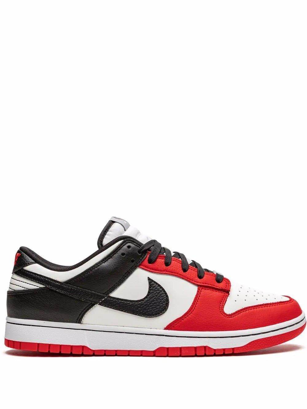 NBA x Nike Dunk Low Chicago - Syre Sneakers