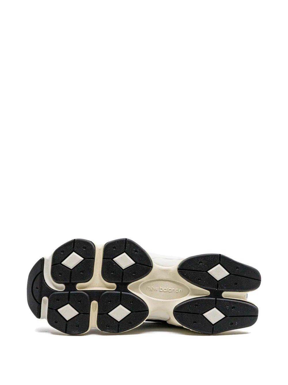 New Balance 9060 Black - Syre Sneakers