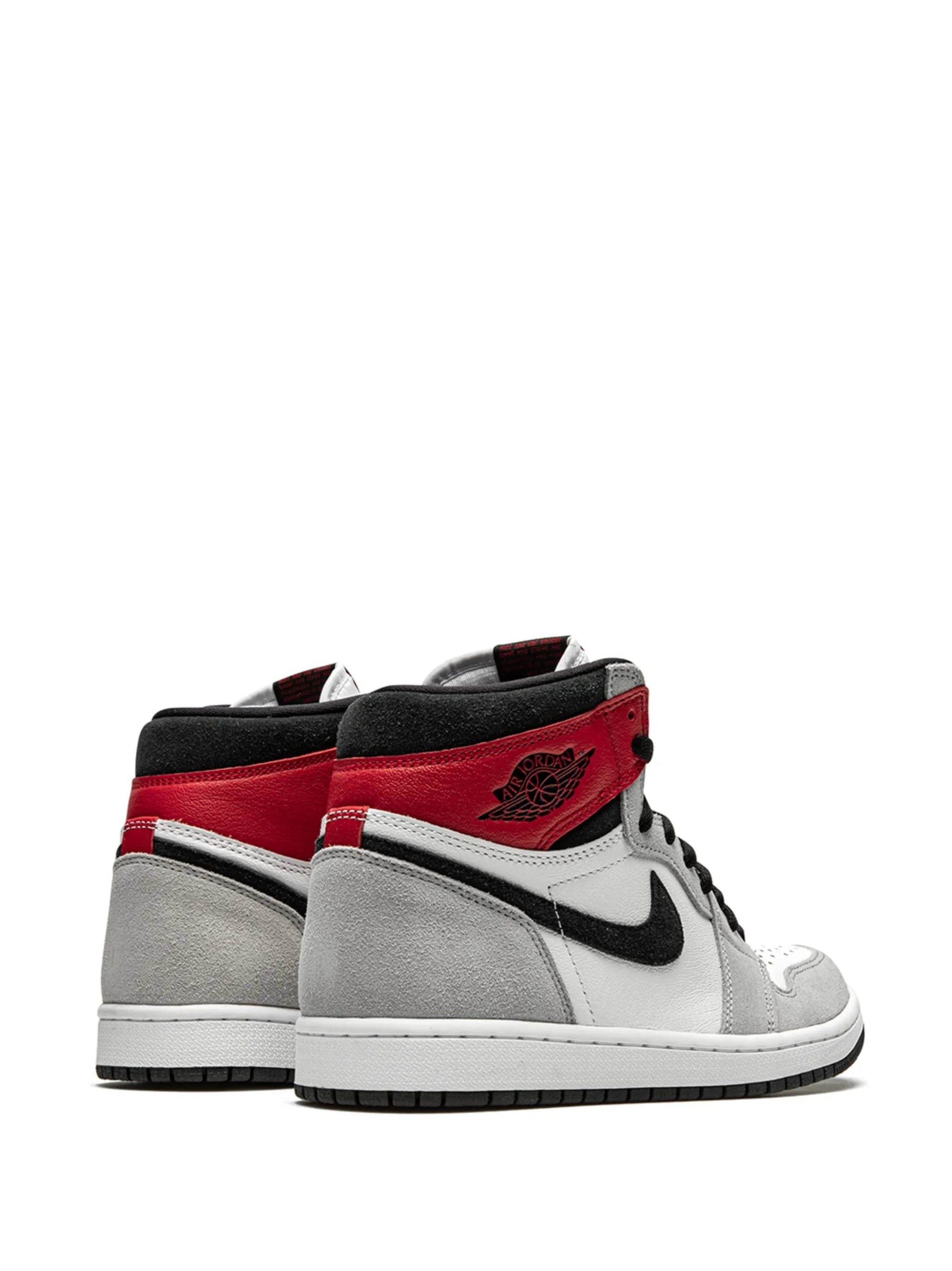 Nike Air Jordan 1 Retro Smoke Grey - Syre Sneakers
