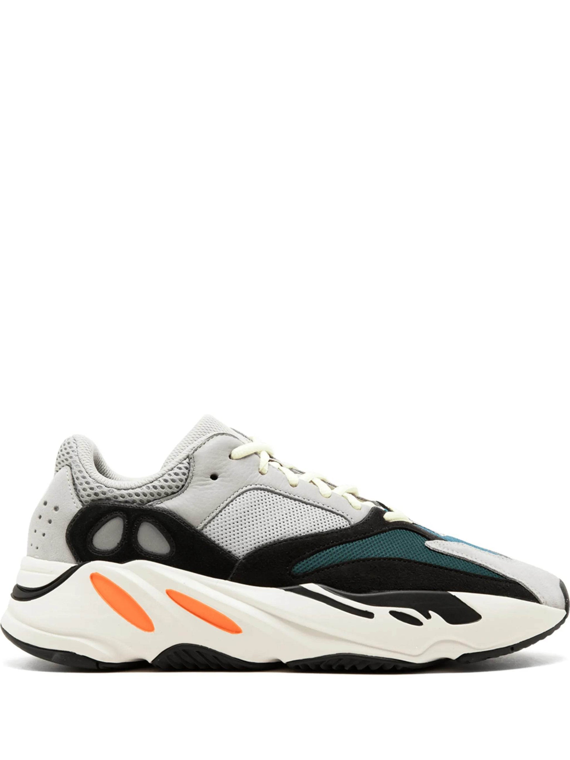Yeezy 700 V1 Wave Runner - Syre Sneakers