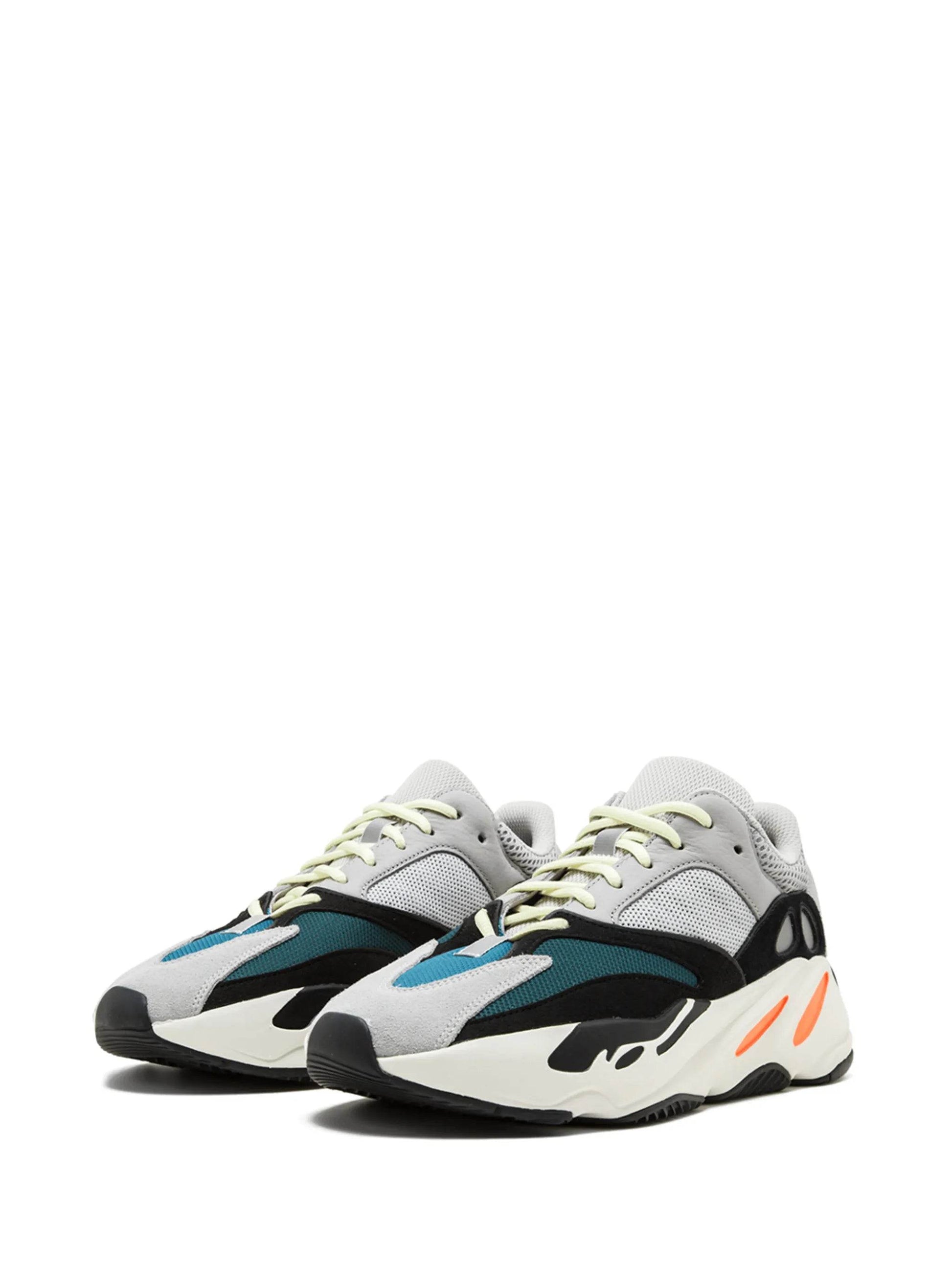 Yeezy 700 V1 Wave Runner - Syre Sneakers